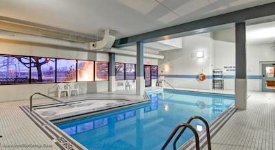 ترولج تورنتو ایست