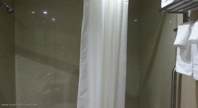 ترولج تورنتو ایست