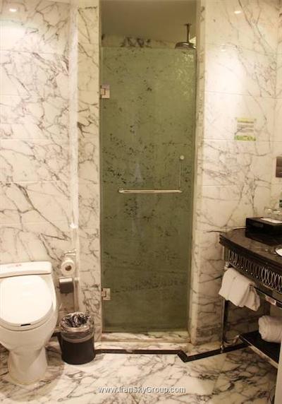 د باند ریورساید