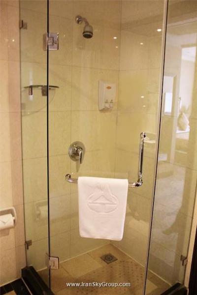 د باند ریورساید