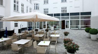 هتل اسکاندیک وبرس