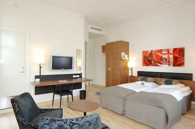 هتل اسکاندیک وبرس