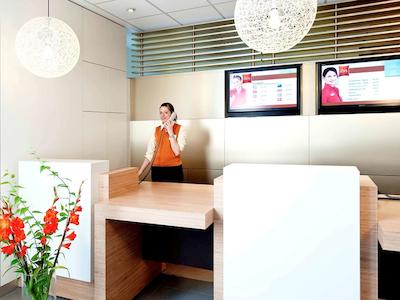 آیبیس برلین میتته