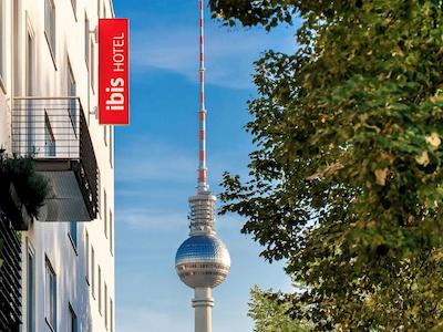 آیبیس برلین میتته