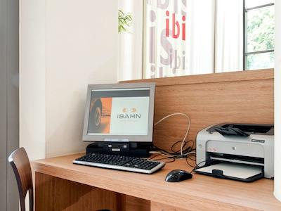 آیبیس برلین میتته