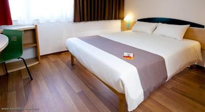 آیبیس برلین میتته