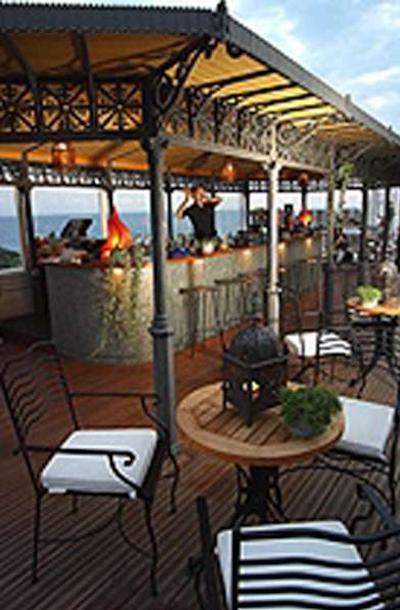 بی4 نیزا پلازا