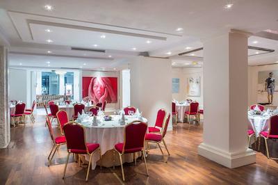 بی4 نیزا پلازا