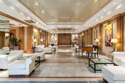 بی4 نیزا پلازا