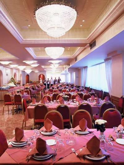 آتن اسکارهتل