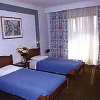 آتن اسکارهتل