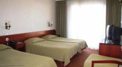 آتن اسکارهتل