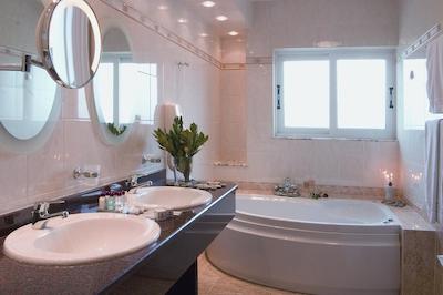 آتن اسکارهتل