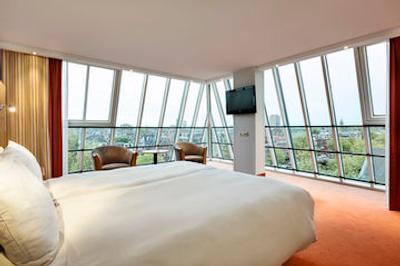 ان‌ اچ میوزیم کوارتر