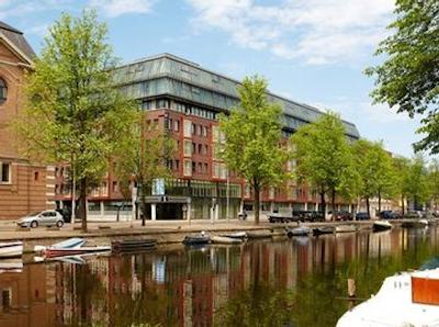 ان‌ اچ میوزیم کوارتر