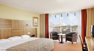 ان‌ اچ میوزیم کوارتر