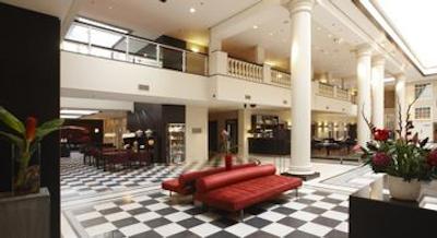 ان اچ کالکشن آمستردام باربیزن پالاس