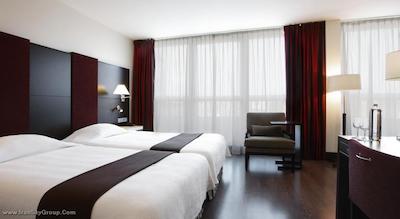 ان اچ کالکشن آمستردام باربیزن پالاس