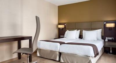 ان اچ کالکشن آمستردام باربیزن پالاس