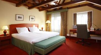 ان اچ کالکشن آمستردام باربیزن پالاس