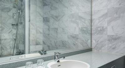 ان اچ کالکشن آمستردام باربیزن پالاس