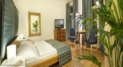 رزیدنس لا فنیس