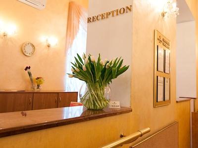 ماکسیما زاریا هتل