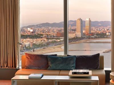 دبلیو بارسلونا