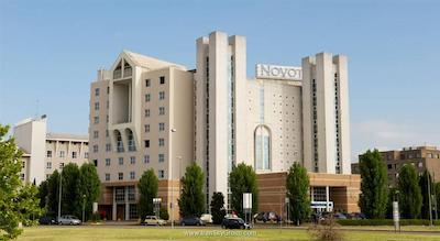 نووتل فیرنزنورد آئروپورتو