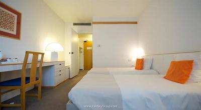 نووتل فیرنزنورد آئروپورتو