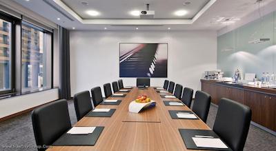 کراون پلازا امستردام سوت