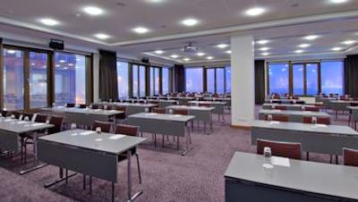 کراون پلازا امستردام سوت