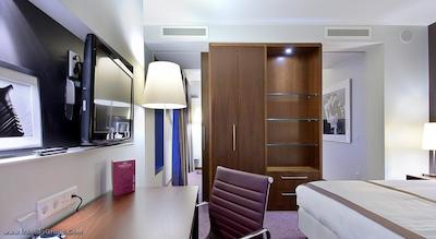 کراون پلازا امستردام سوت