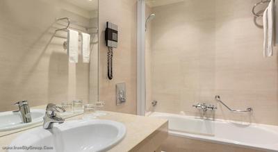 ان ‌اچ آمستردام سنتر