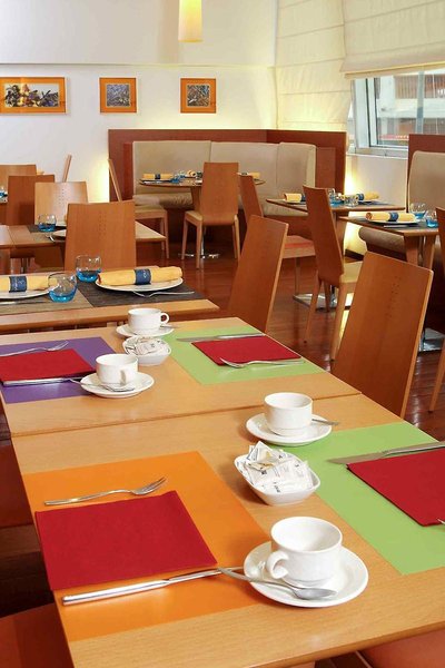 نوتل سویلا مارکوس دل نروین