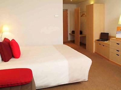 نوتل سویلا مارکوس دل نروین