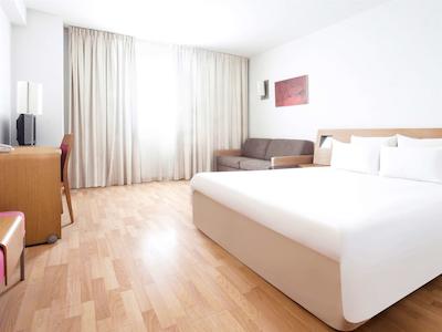 نوتل سویلا مارکوس دل نروین