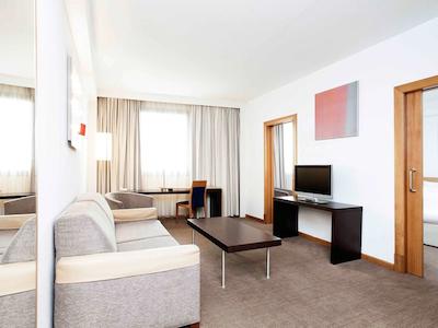 نوتل سویلا مارکوس دل نروین