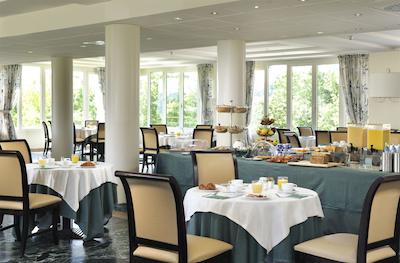 دمیدف کانتری ریزورت