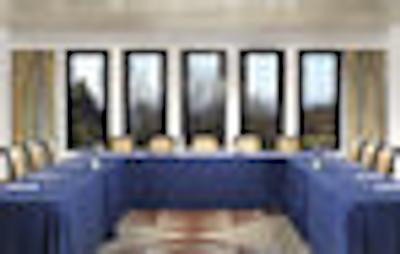 دمیدف کانتری ریزورت