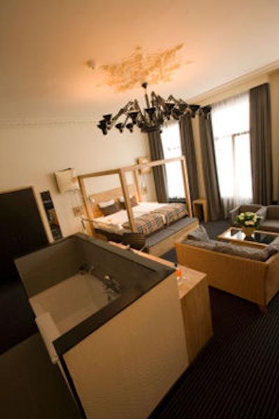 کاتالونيا وندل آمستردام