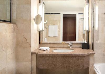 شرایتون رما