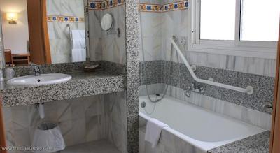 هتل رامبلاس بارسلونا