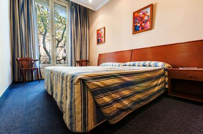 هتل رامبلاس بارسلونا