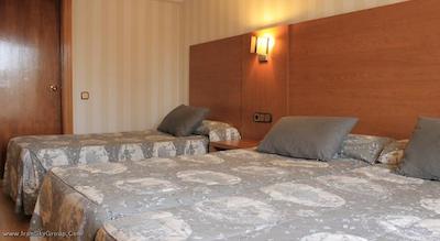 هتل رامبلاس بارسلونا