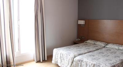 هتل رامبلاس بارسلونا