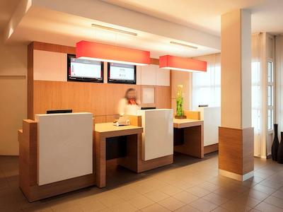 آیبیس نورنبرگ سیتی ام پلرر