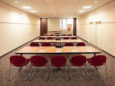 آیبیس نورنبرگ سیتی ام پلرر