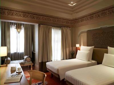 پولمن پوتراجایا لیک ساید