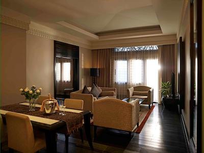 پولمن پوتراجایا لیک ساید